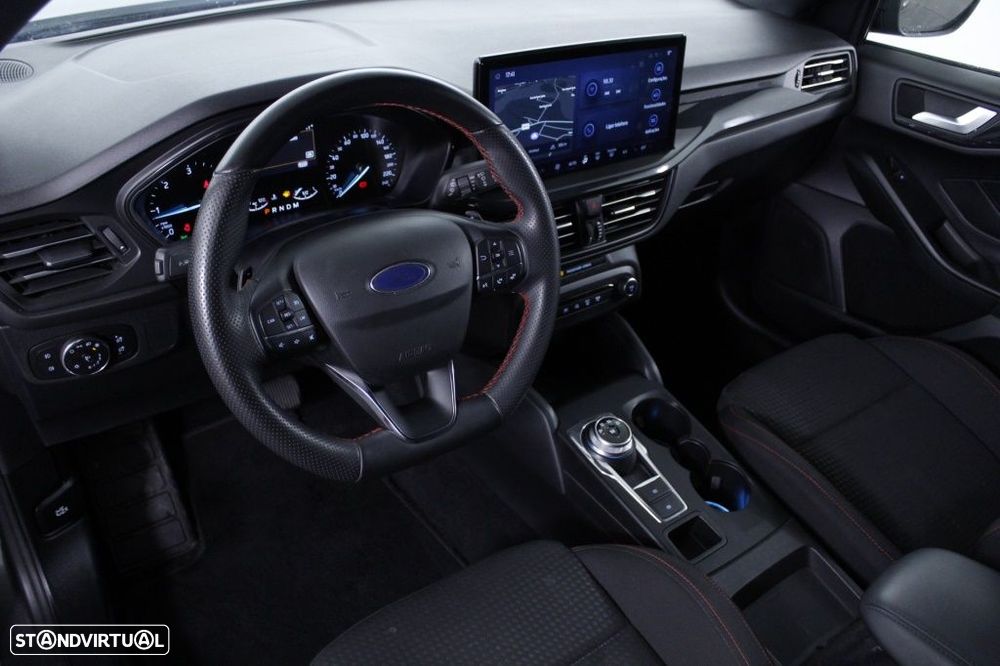 Ford Focus SW 1.5 TDCi EcoBlue ST-Line Aut. - 31