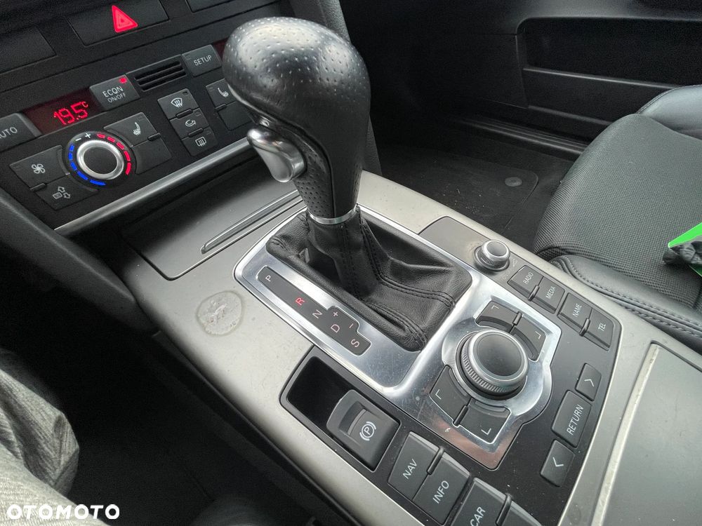 Audi A6 Avant 3.0 TDI Quattro Tiptronic - 28