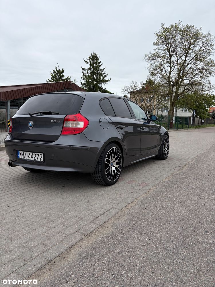 BMW Seria 1 118d - 5