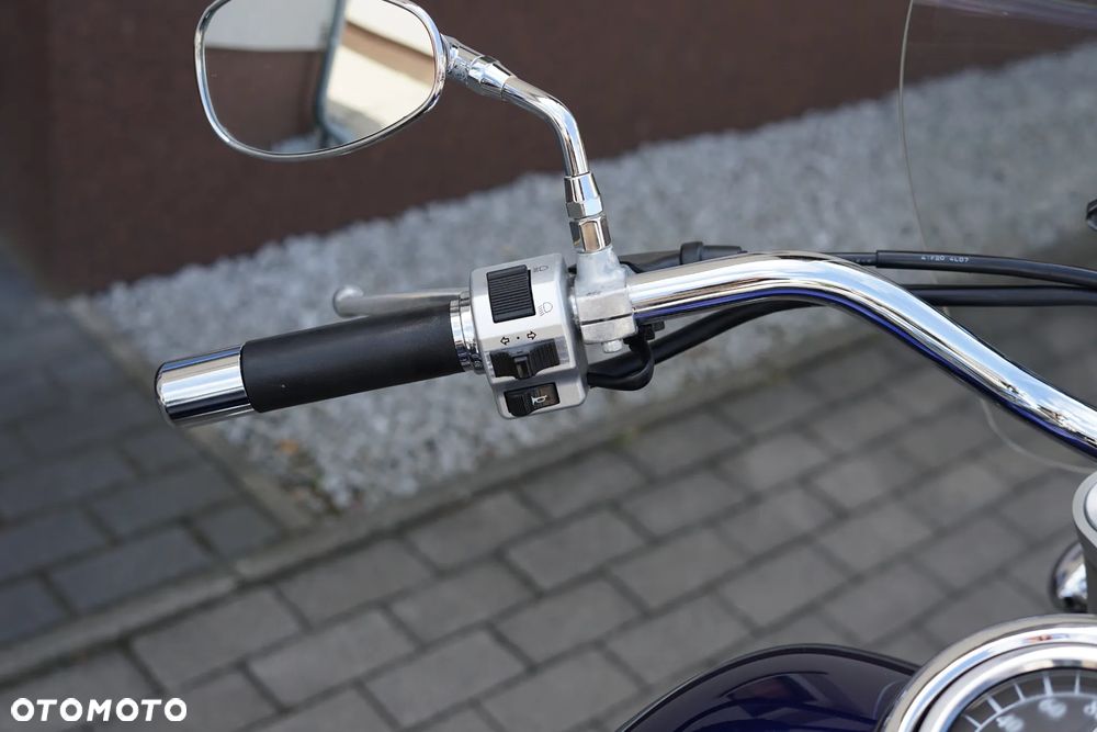 Suzuki VL 800 Volusia - 17