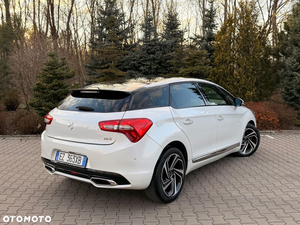 DS Automobiles DS 5 - 10