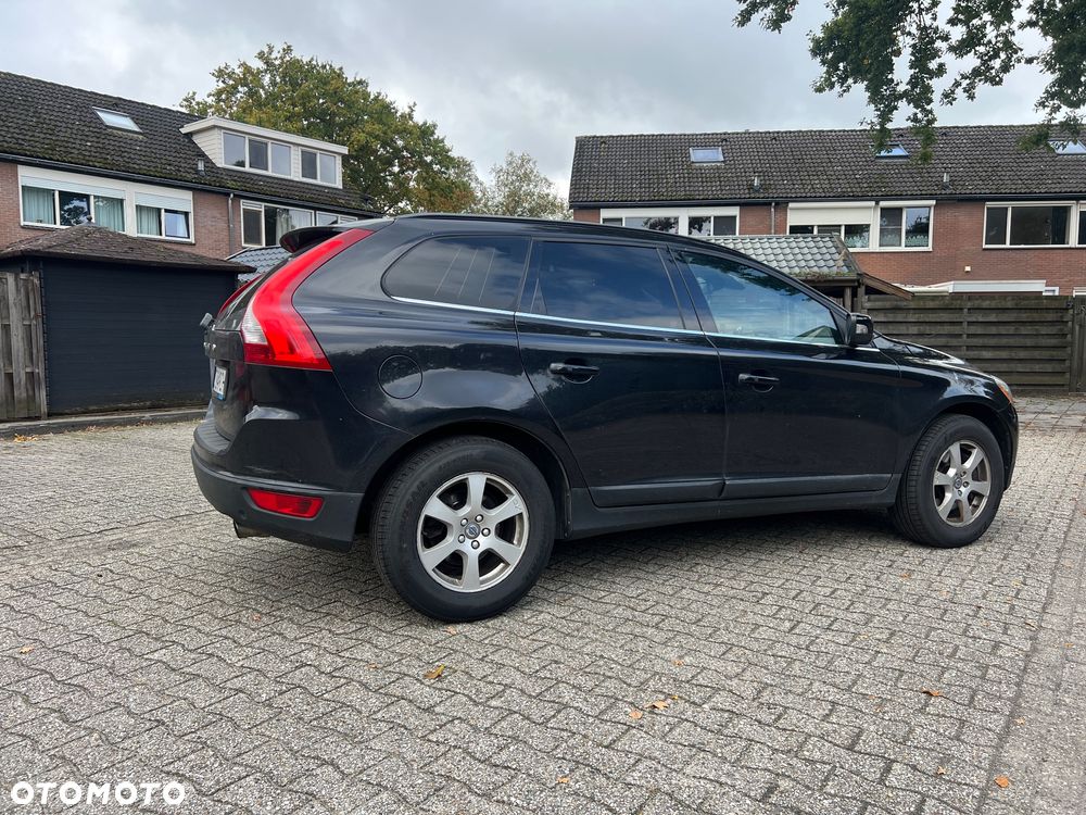 Volvo XC 60 - 4