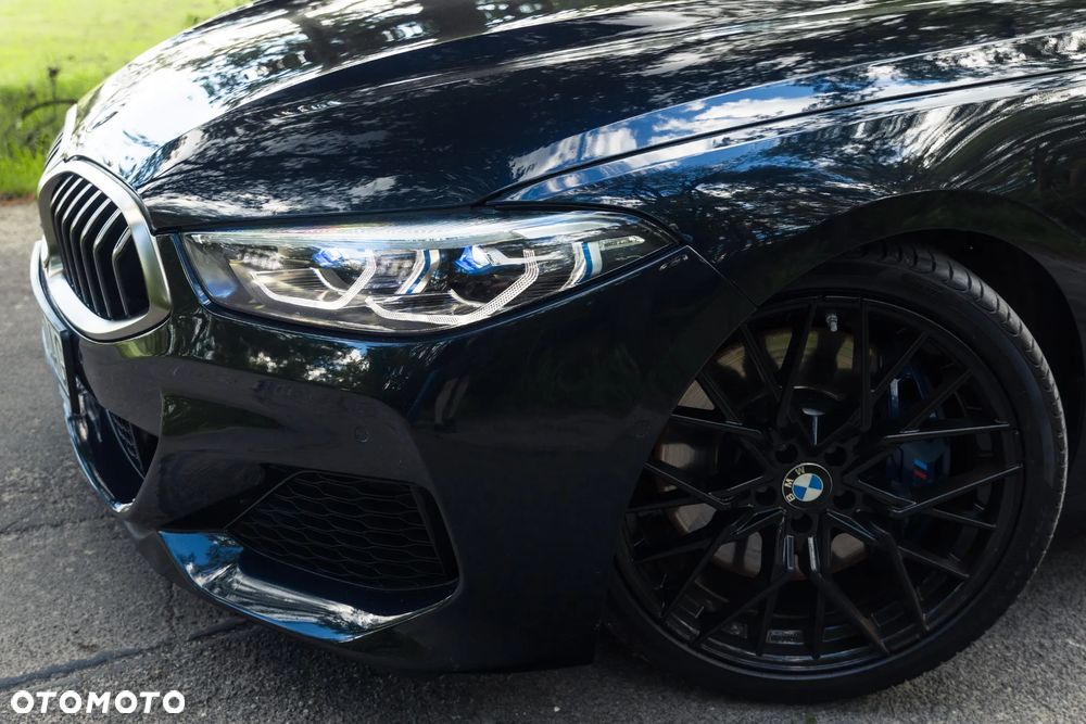 BMW Seria 8 - 7