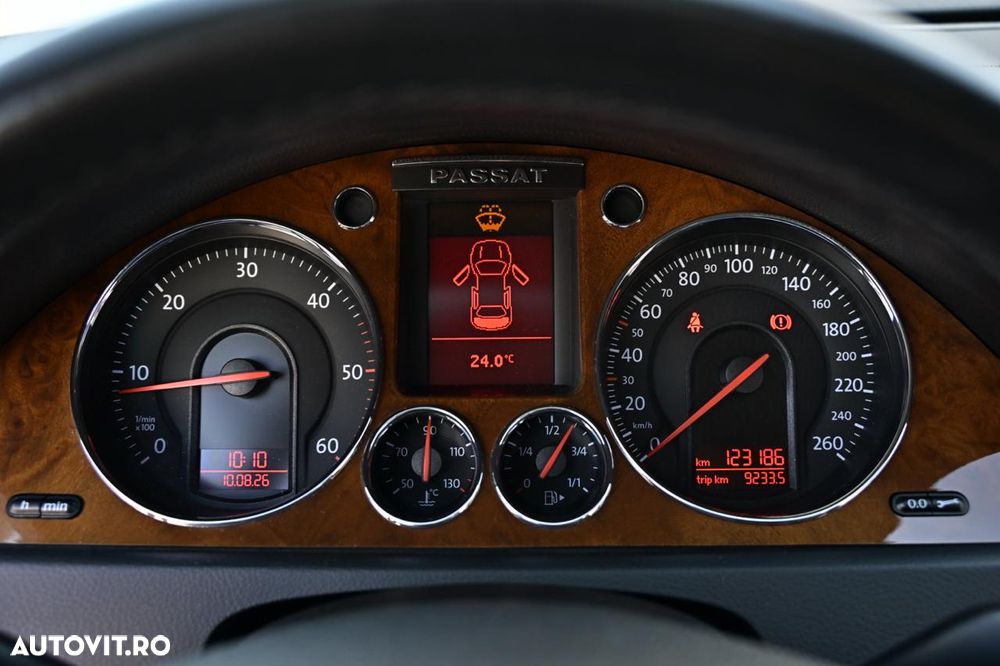 Volkswagen Passat 2.0TDI Highline DPF - 16