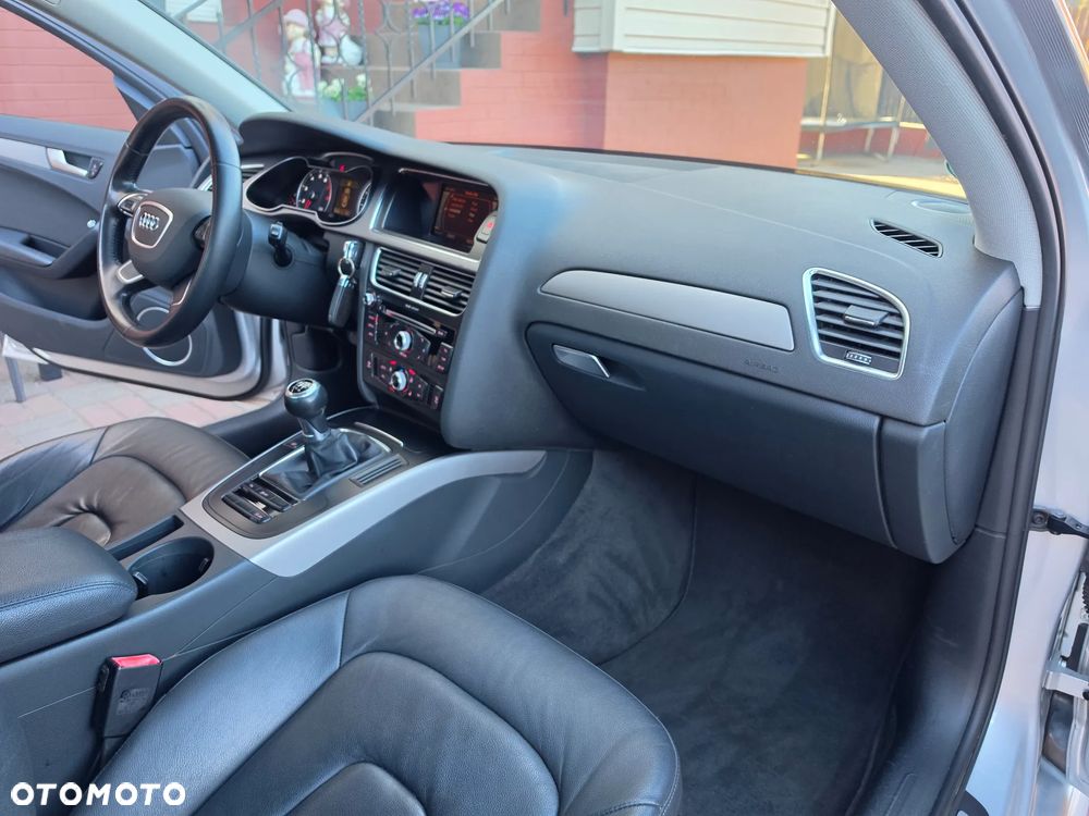 Audi A4 Limousine 1.8 TFSI S line Sportpaket - 19