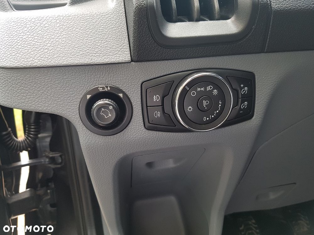 Ford TRANSIT - 16