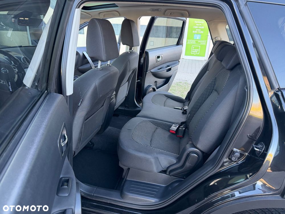 Nissan Qashqai+2 2.0 dCi DPF acenta - 26