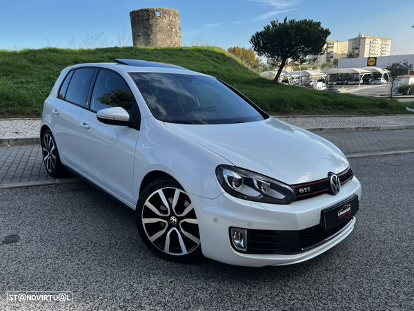 VW Golf 2.0 GTI DSG adidas