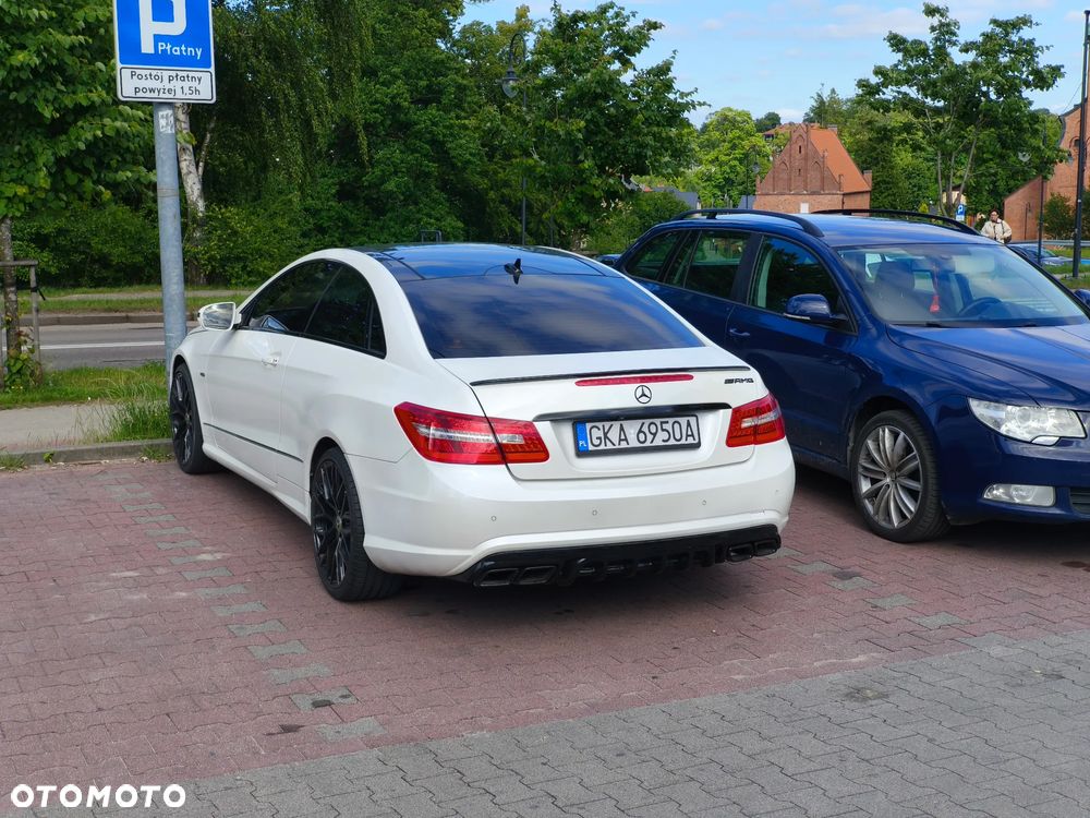 Mercedes-Benz Klasa E 350 CDI BlueEff - 4