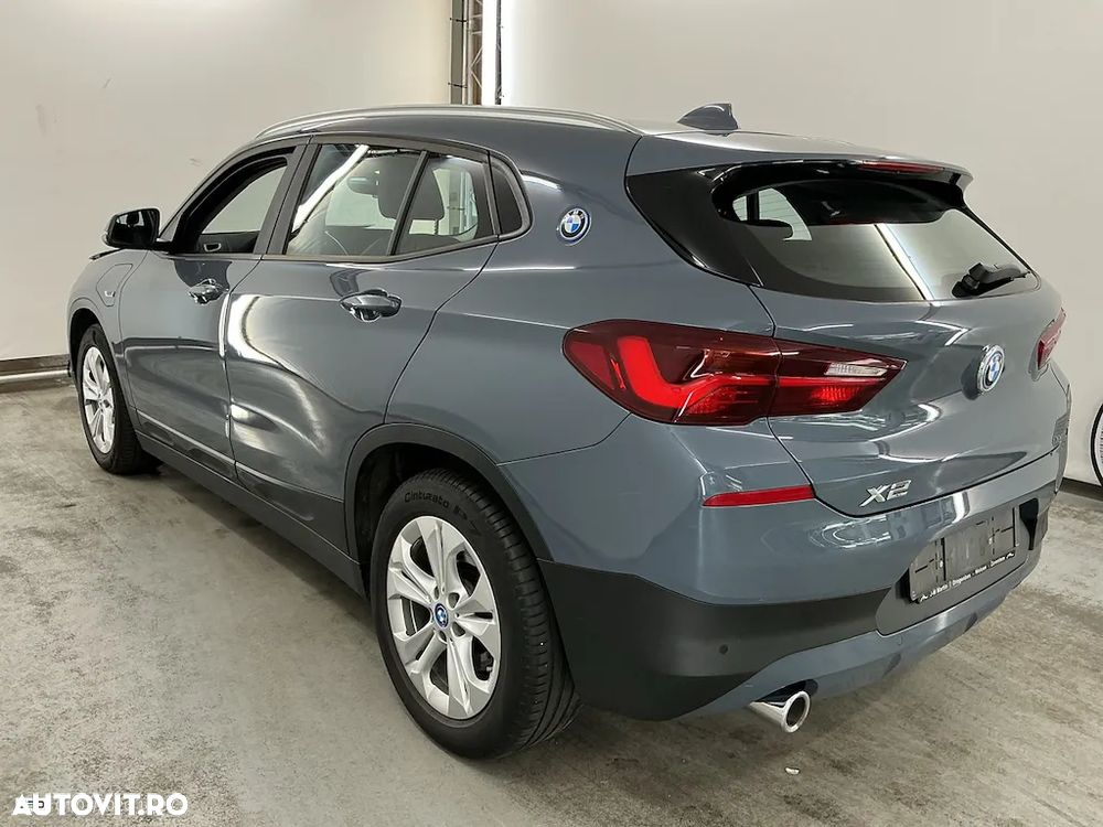 BMW X2 xDrive25e AT PHEV - 3