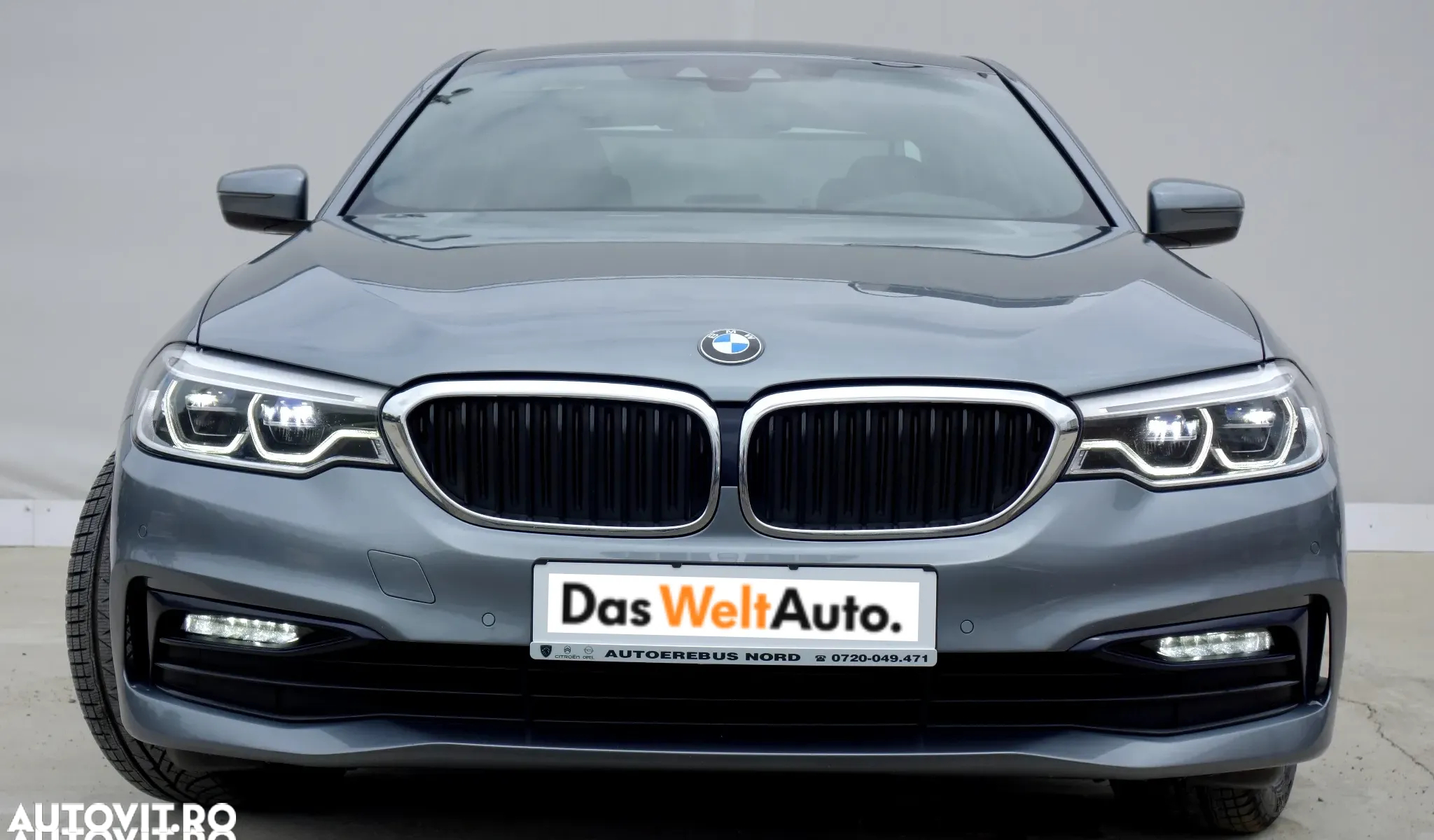 BMW Seria 5 520i AT - 12