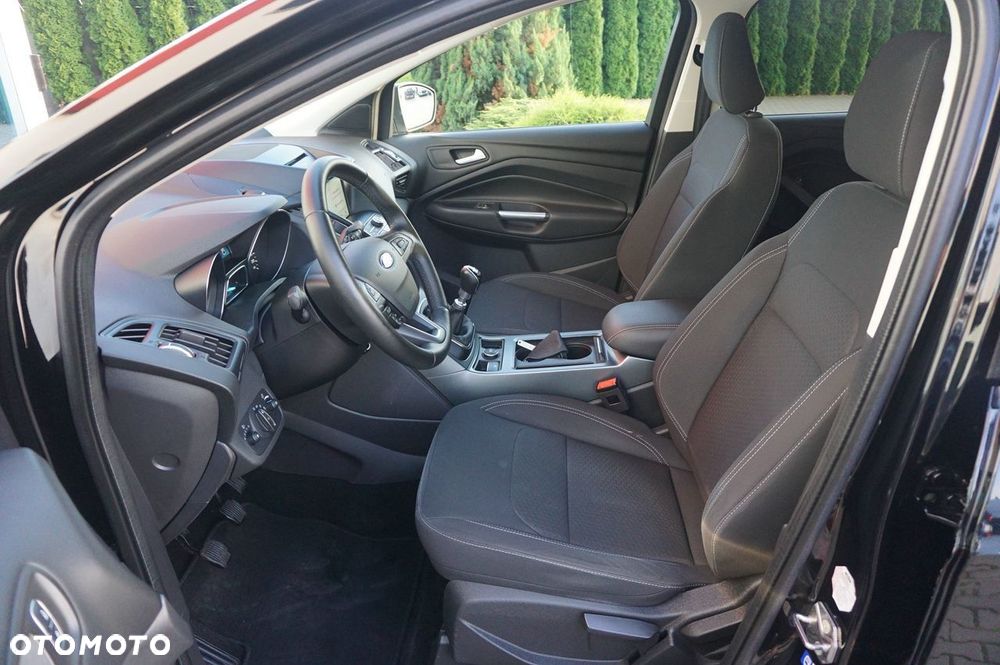 Ford Kuga 2.0 TDCi 2x4 Cool & Connect - 8