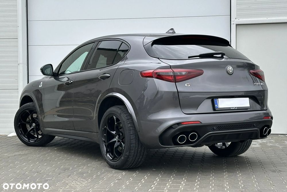 Alfa Romeo Stelvio 2.9 V6 Bi-Turbo Quadrifoglio Q4 - 9