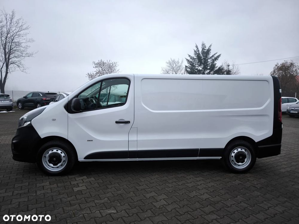 Opel Vivaro - 2