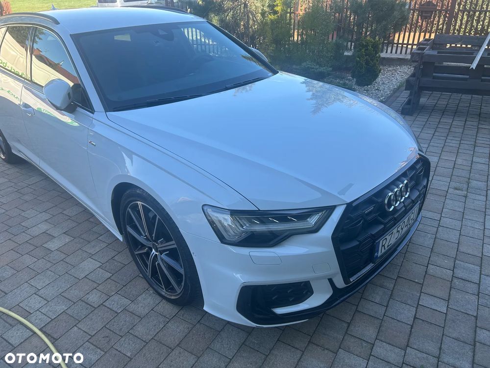 Audi A6 Avant 45 TFSI quattro S tronic S line - 2