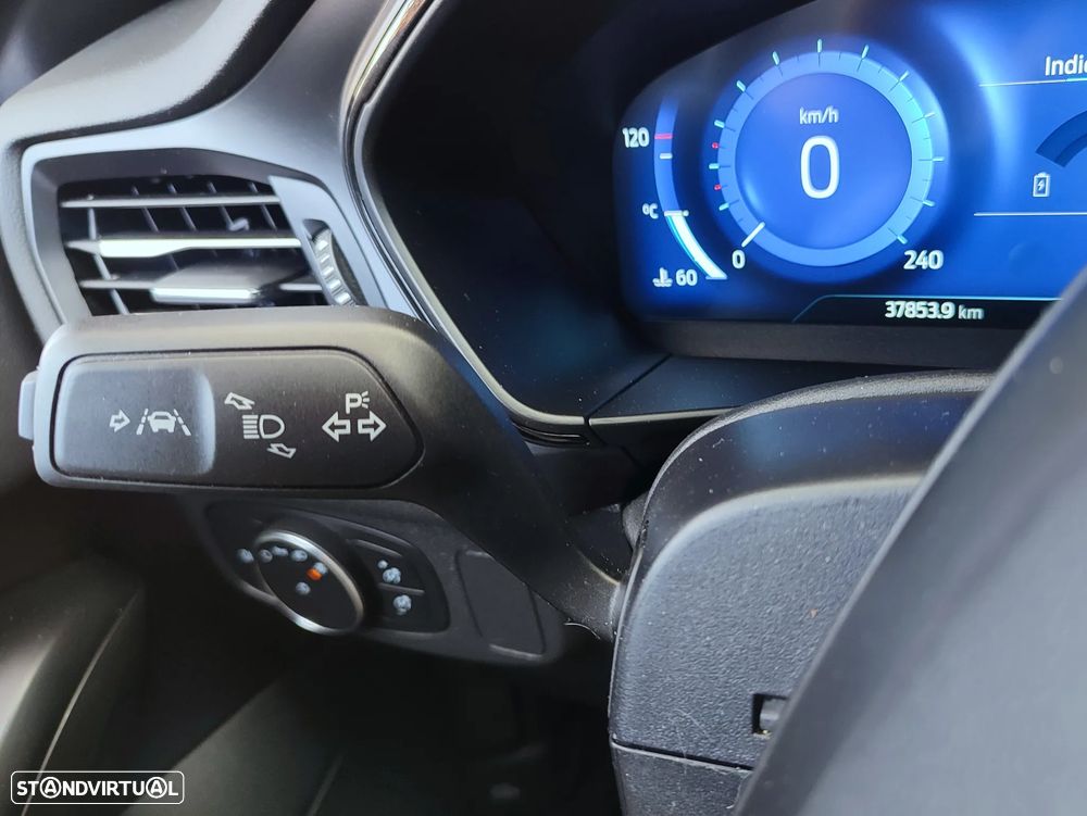 Ford Focus 1.0 EcoBoost MHEV ST-Line Aut. - 25
