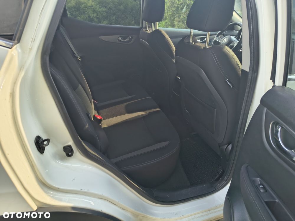Nissan Qashqai 1.2 DIG-T N-Connecta - 10