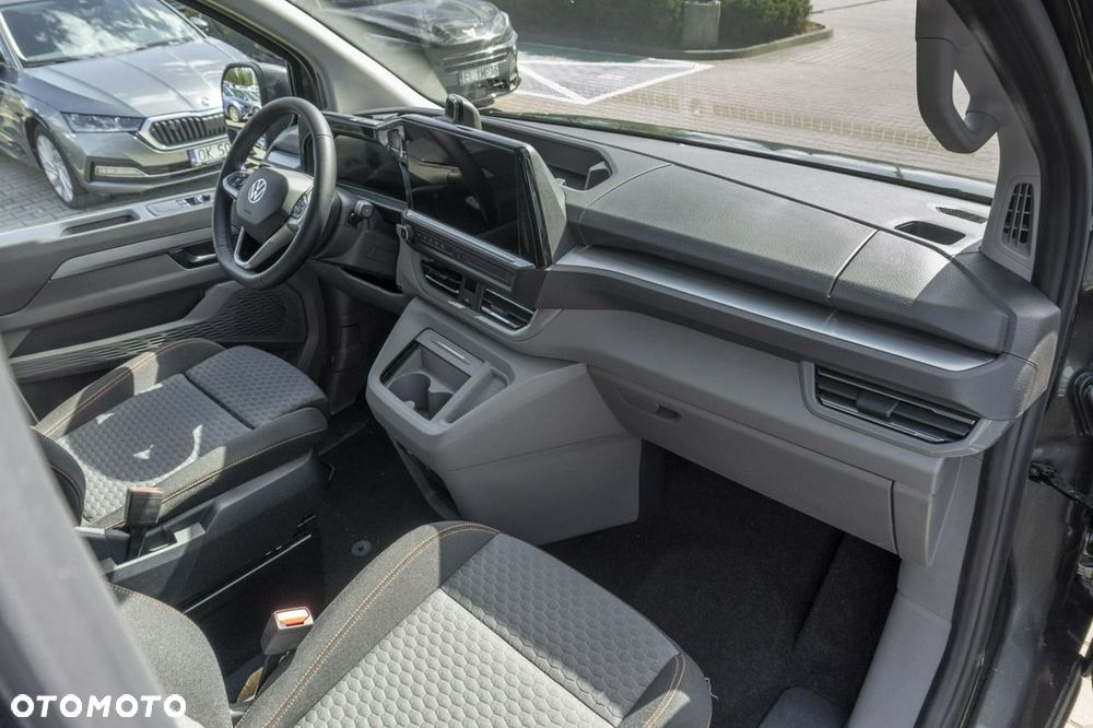Volkswagen Caravelle - 18