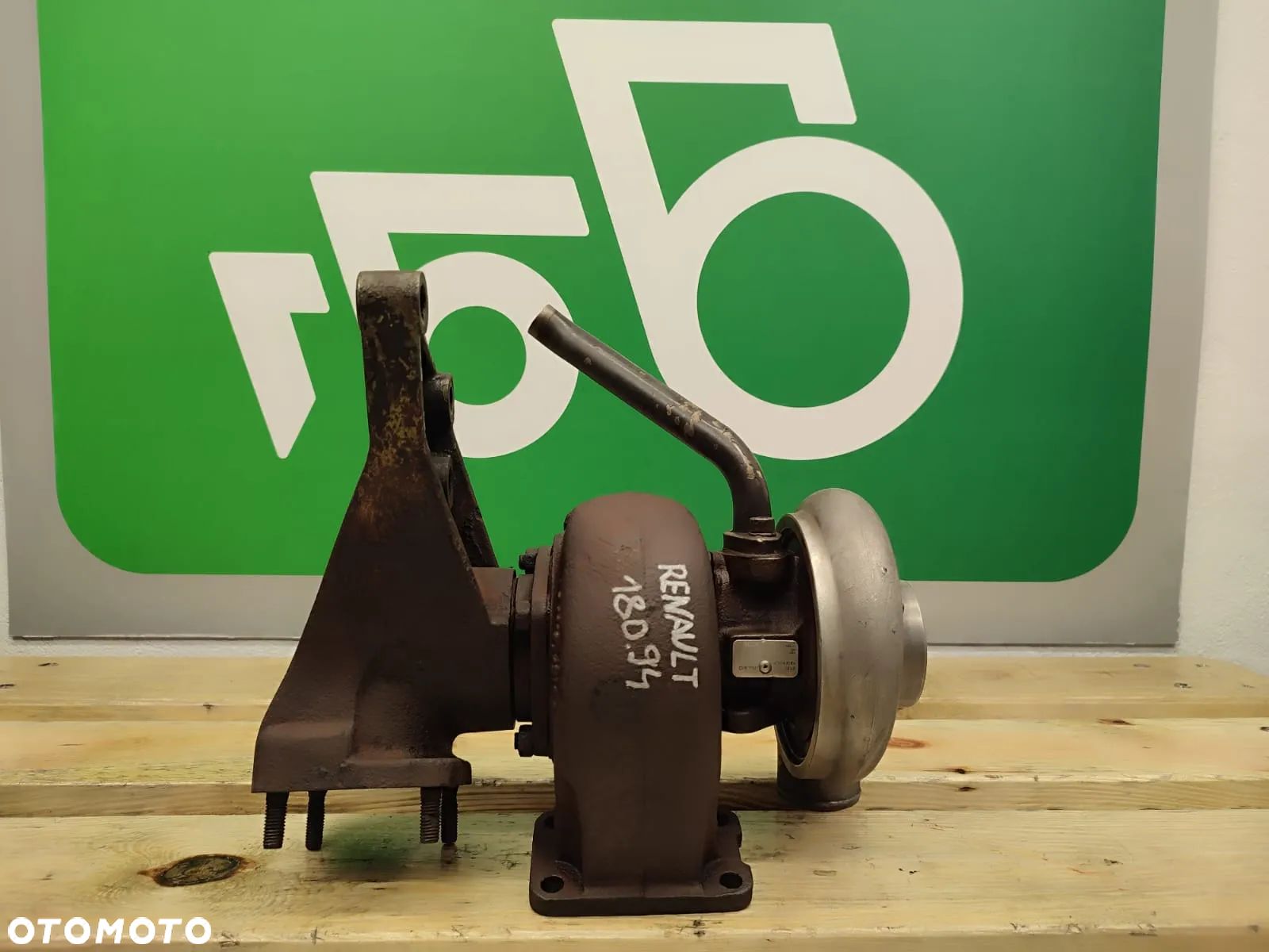 Turbina Renault 180.94 TD226B-6  6.23L - 1