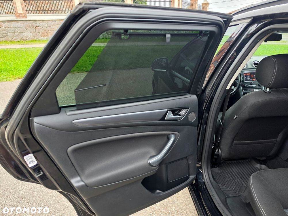 Ford Mondeo 2.0 TDCi Champions Edition - 30