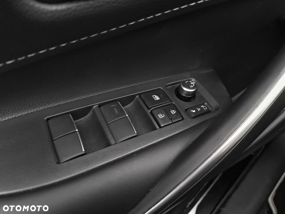 Toyota Corolla 1.8 Hybrid Style - 21