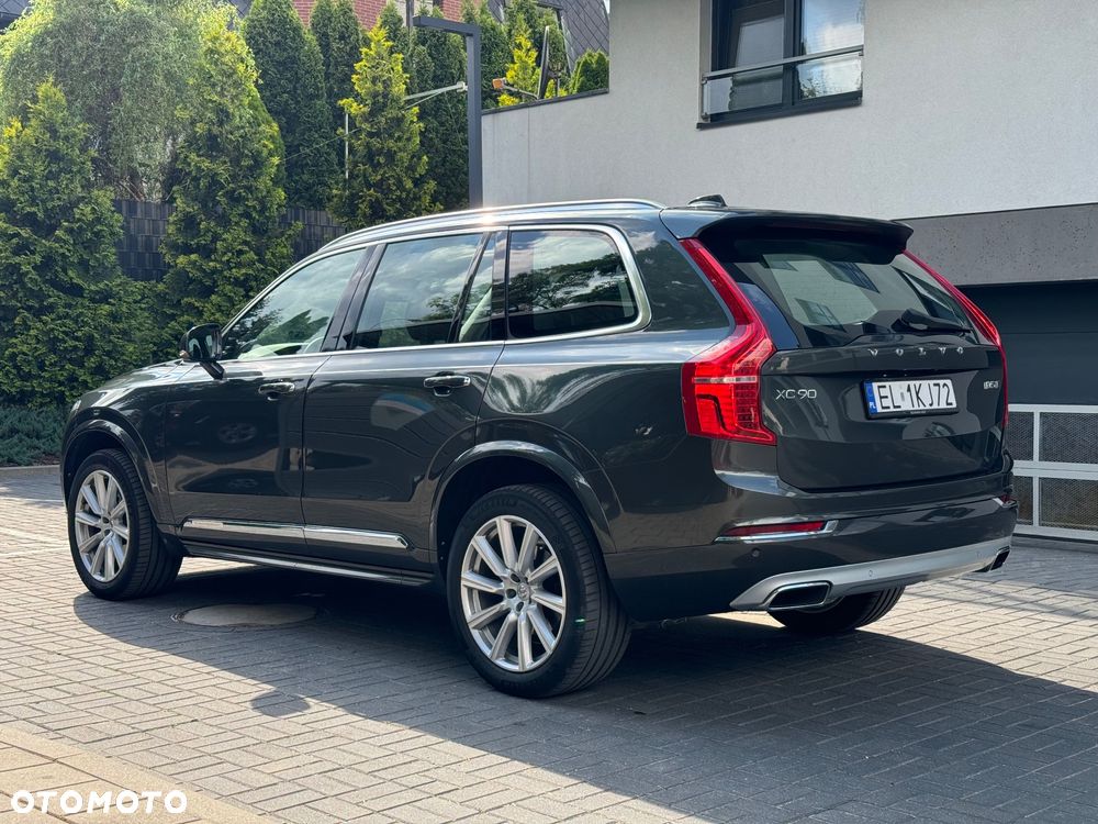 Volvo XC 90 D5 AWD Geartronic Inscription - 3