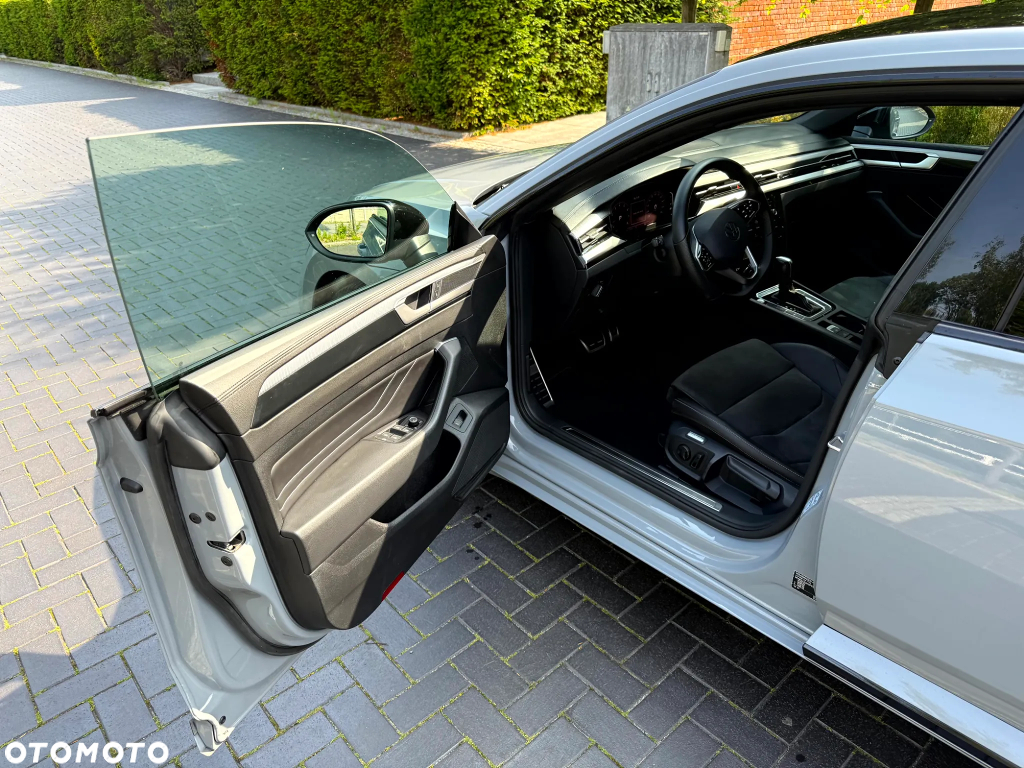 Volkswagen Arteon 2.0 TSI R-Line DSG - 26