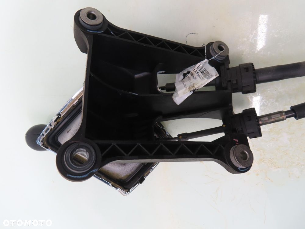 LEWAREK TOYOTA COROLLA Verso E12 1.8 VVT-i 335300F010 112101680 - 4