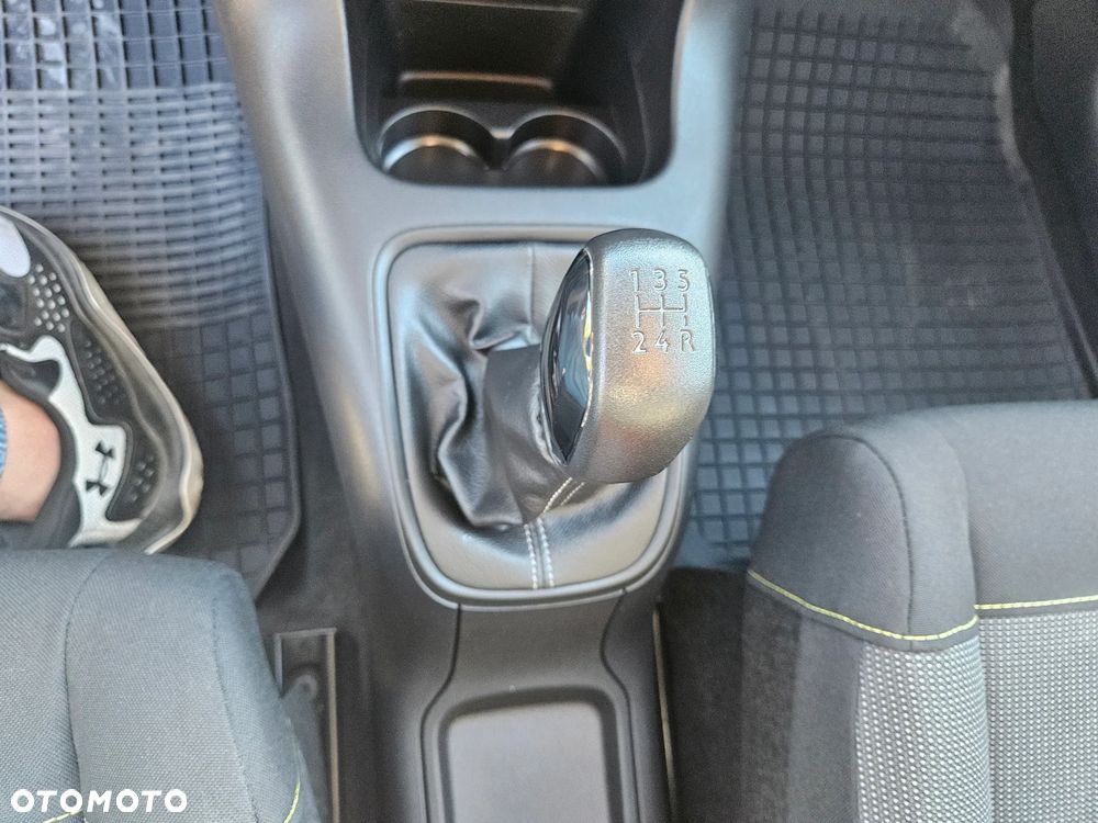 Citroën C3 Pure Tech 83 S&S PLUS - 26