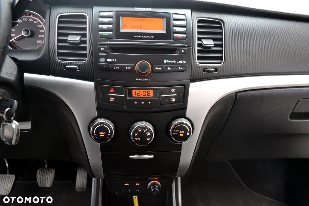 SsangYong/KGM Korando 2.0 E-XDi DPF 2WD Sapphire - 27