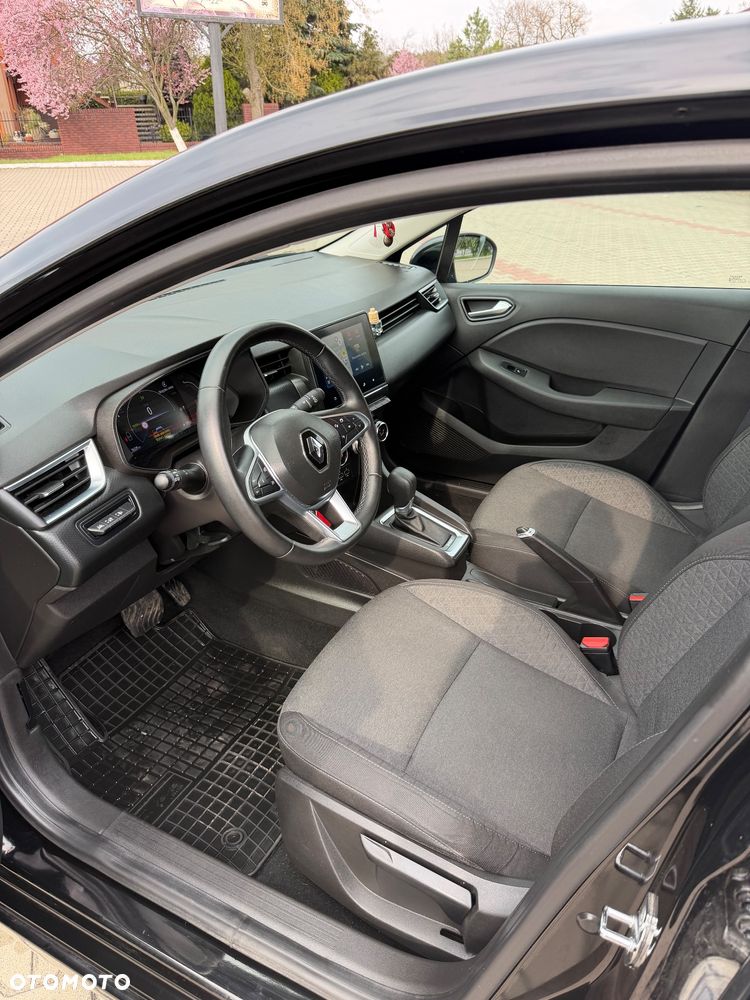 Renault Clio E-TECH 140 INTENS - 9