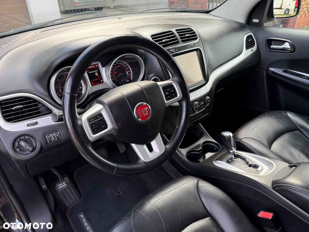Fiat Freemont 2.0 Multijet Black Code AWD - 18