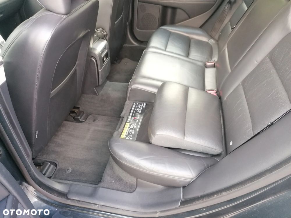 Volvo V70 D3 Summum - 8