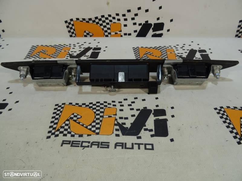 Puxador Da Tampa Da Mala Audi A4 Avant (8Ed, B7)  8P4827574 / 8P4 827 - 7