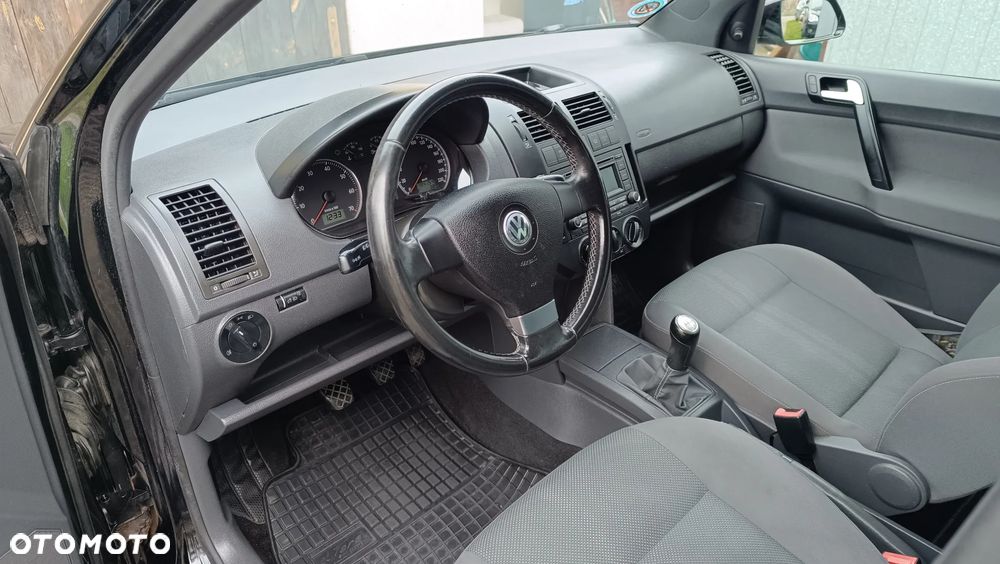 Volkswagen Polo - 13