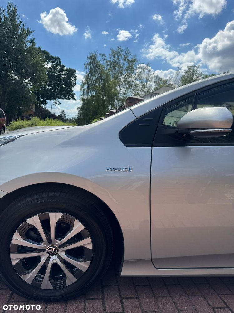Toyota Prius 1.8 Hybrid Executive - 24