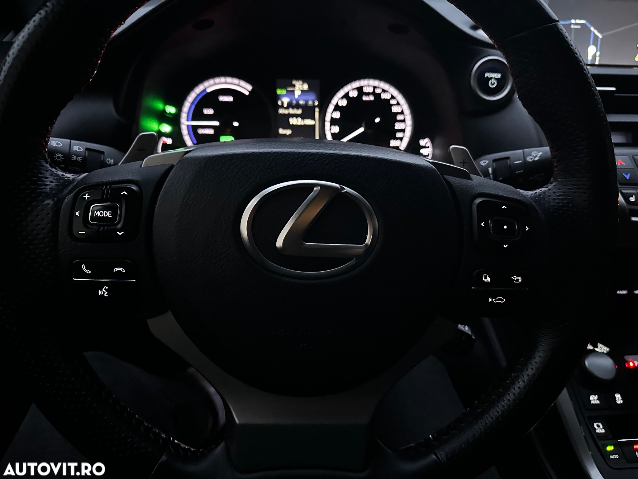 Lexus Seria NX 300h F Sport - 9