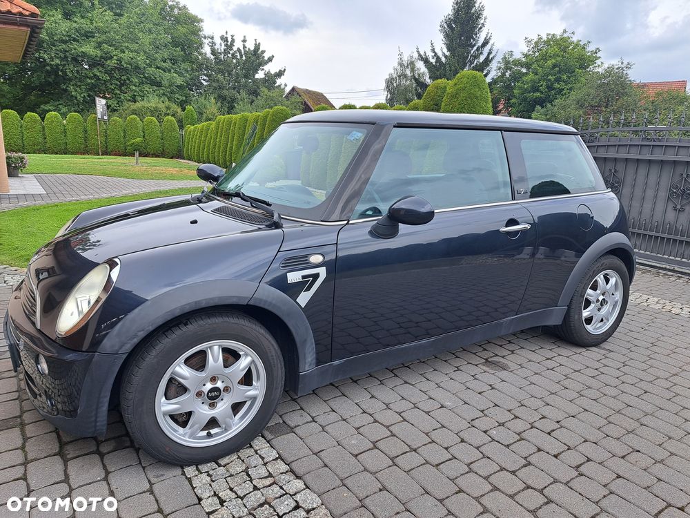 MINI ONE Seven - 16