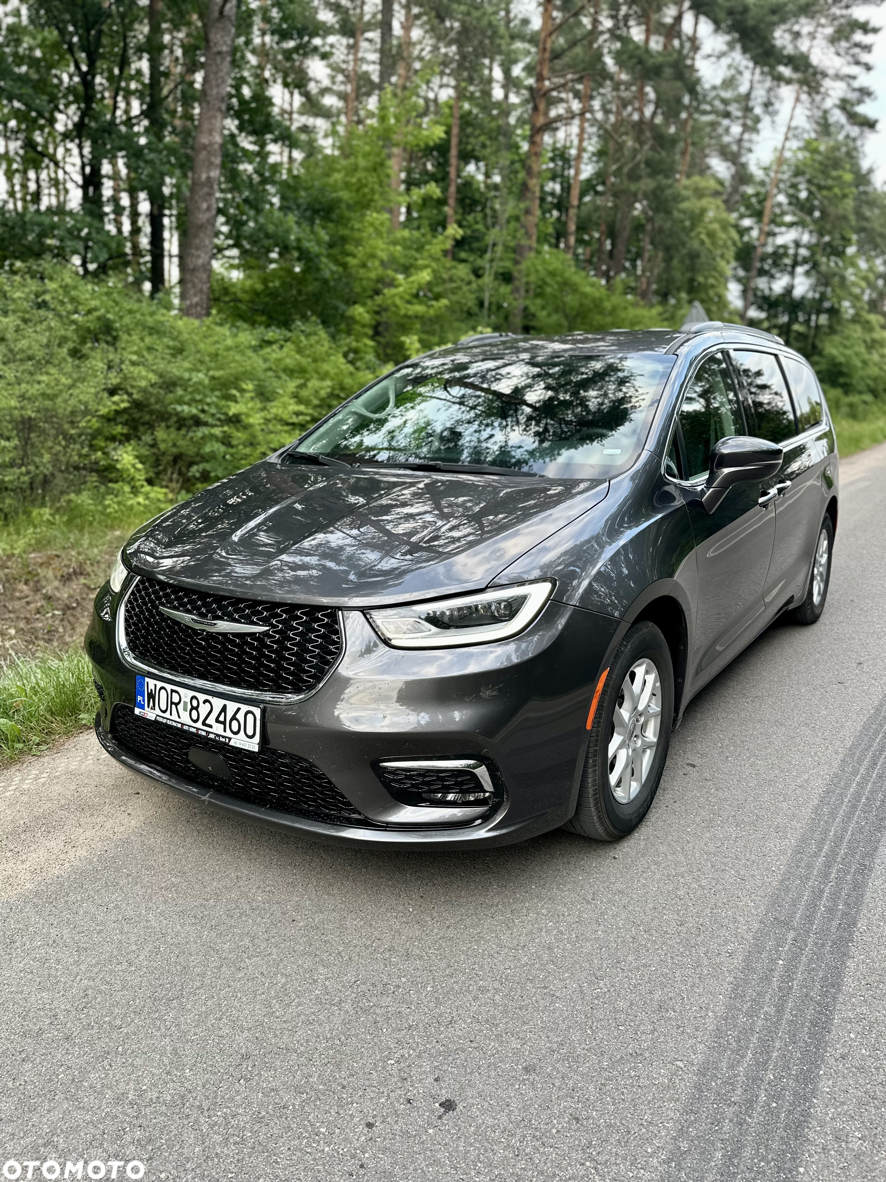 Chrysler Pacifica - 21