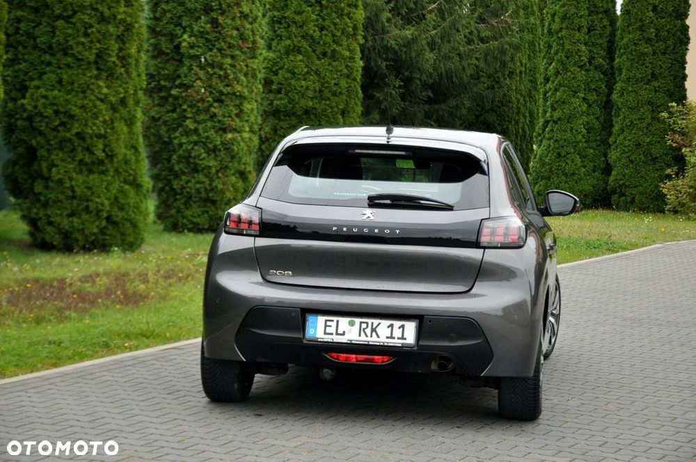 Peugeot 208 - 7