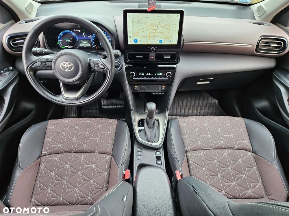 Toyota Yaris Cross Hybrid 1.5 Executive - 11