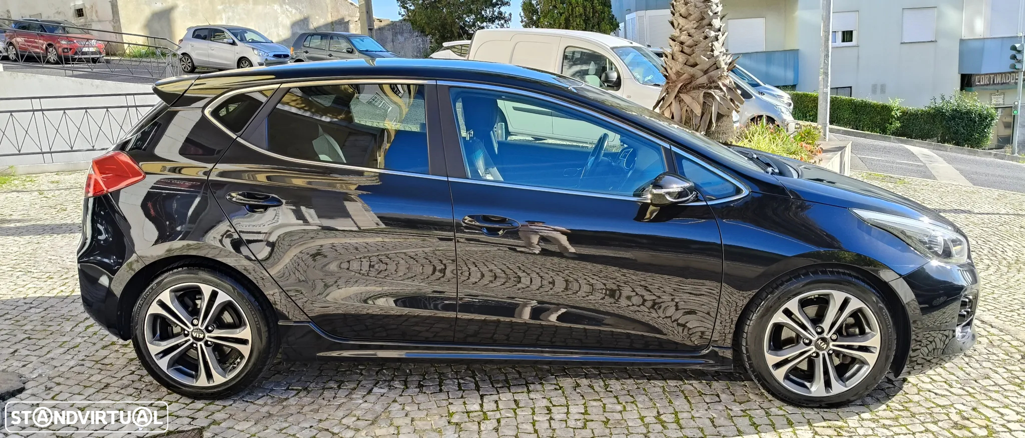 Kia Ceed 1.6 CRDi GT Line - 11