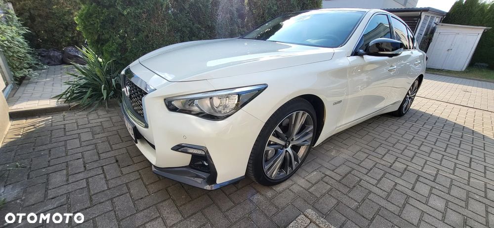 Infiniti Q50 - 17