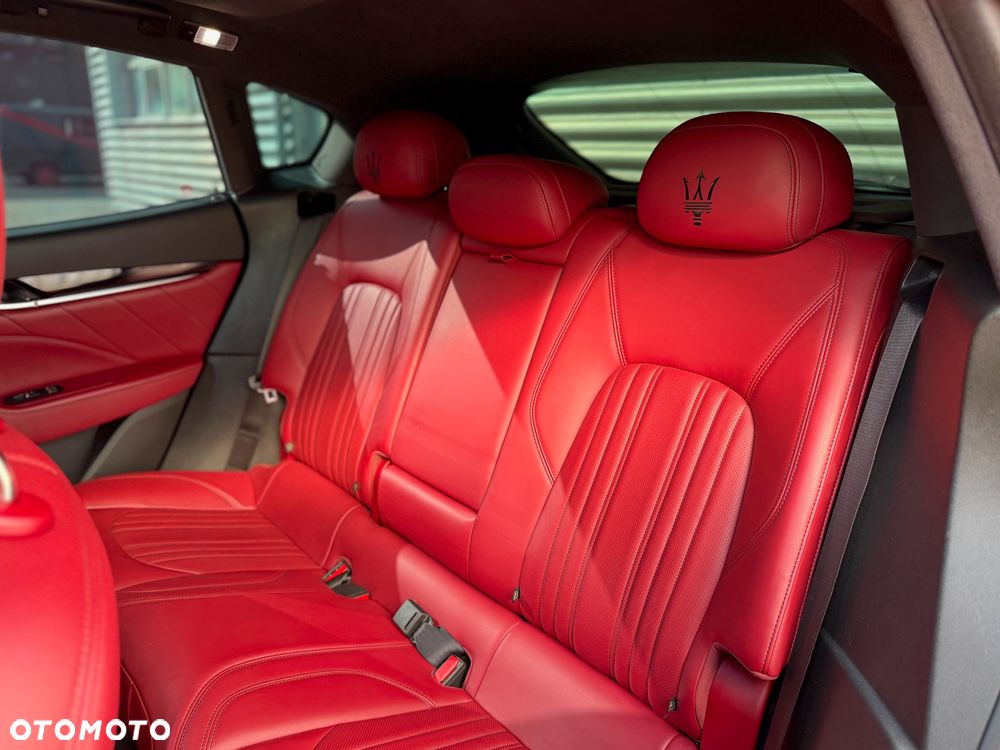 Maserati Levante Granlusso - 14