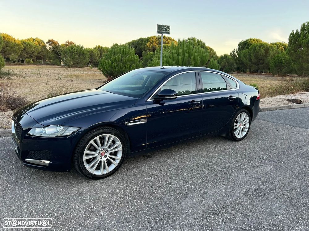 Jaguar XF 2.0 D Prestige Aut. - 18