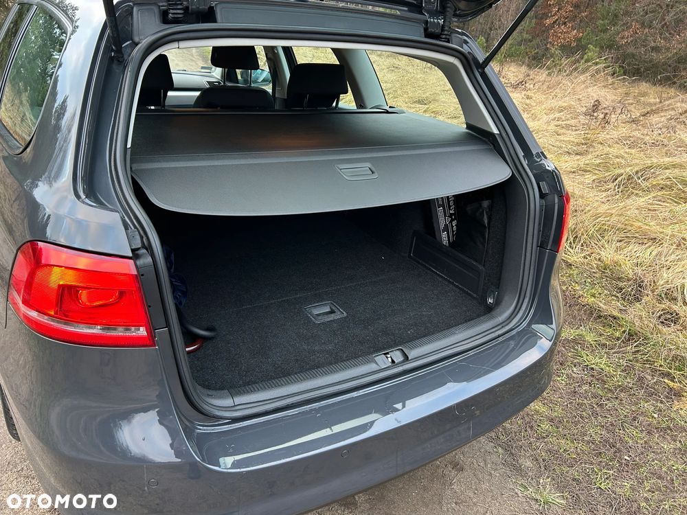 Volkswagen Passat 2.0 TDI Highline DSG - 16