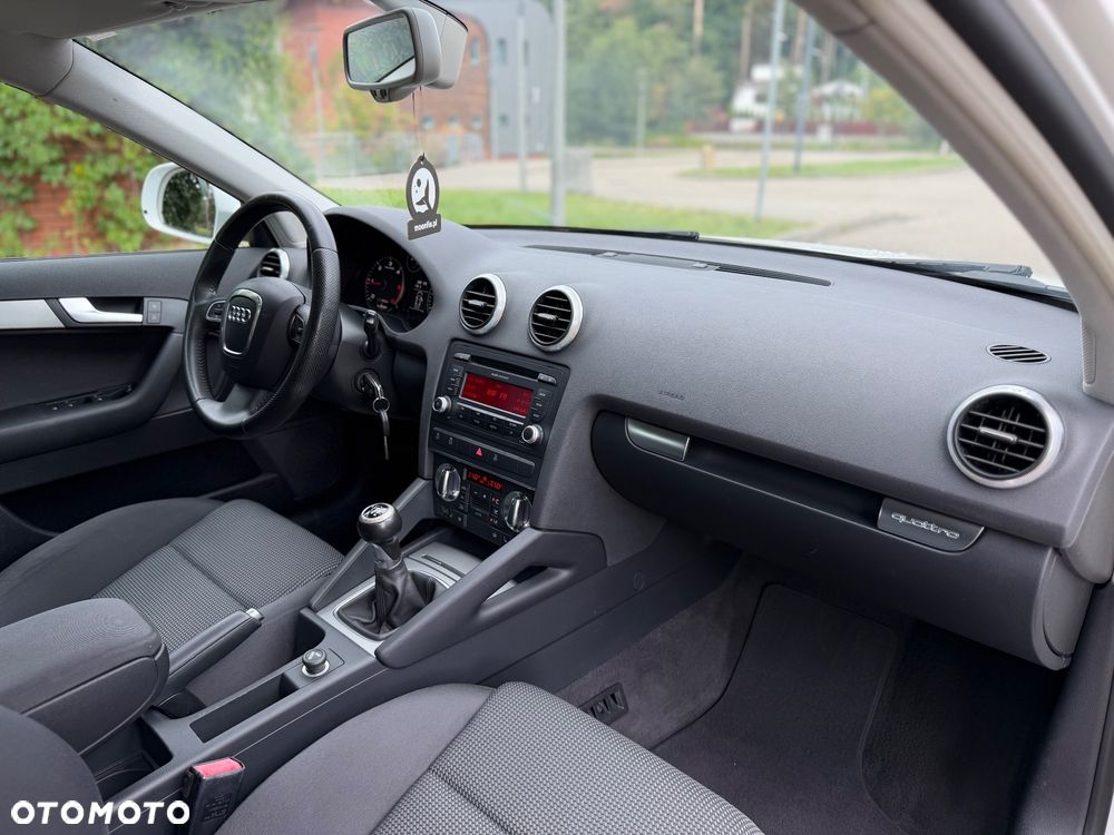 Audi A3 Sportback 2.0 TDI DPF quattro Attraction - 21