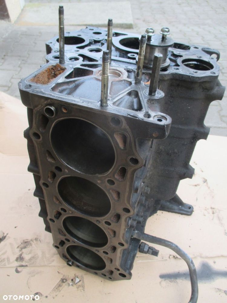 blok silnika renault mascott 3.0 zd3 03-10 uszk. - 2
