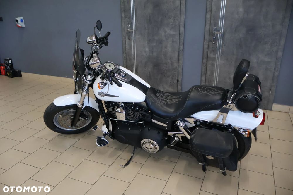 Harley-Davidson Dyna Fat Bob - 20