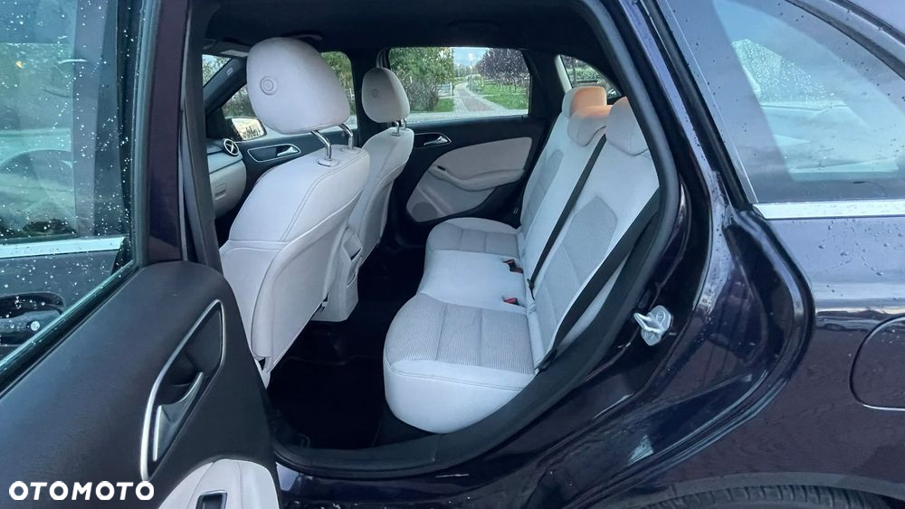 Mercedes-Benz Klasa B 180 (CDI) d BlueEff Edition - 12